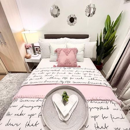 Crown Asia Tagaytay City Екстериор снимка